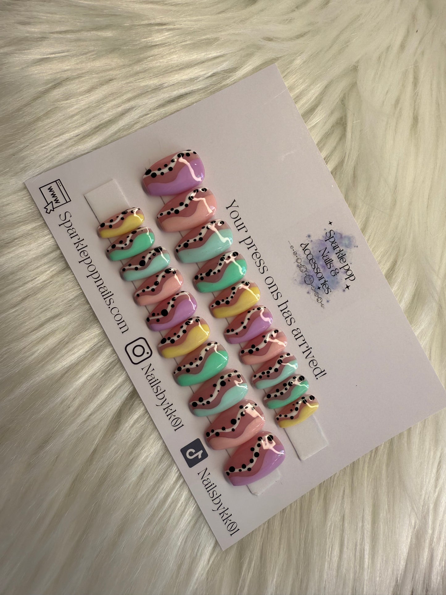 Spring dotty nails